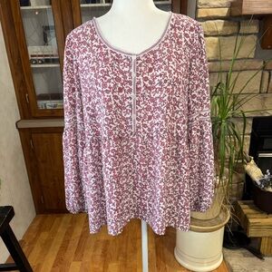 Max Studio size X-Large white & red floral print balloon  sleeve peplum blouse